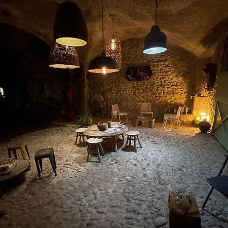 Les Cailloux Dores Massillargues-Attuech 外观 照片